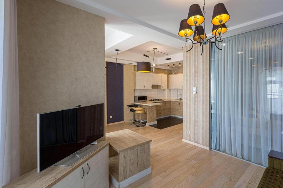 Цехова 1 Apartamento Lviv Exterior foto